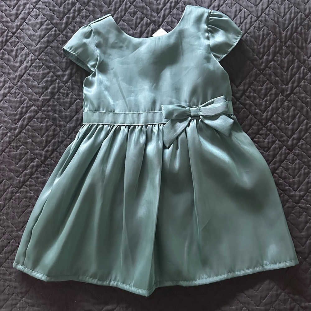 Carter’s Elegant Kids Dress in Soft Green
